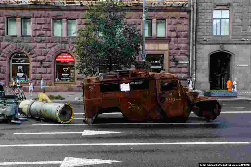 Уничтоженная военная техника российской армии на Крещатике. Киев, 21 августа 2023 года