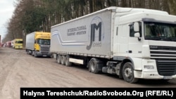 UKRAINE--Polish farmers block the Ukrainian-Polish border. Sheghini-Medic