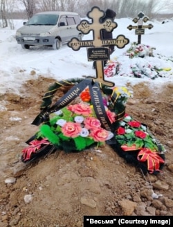 могила Людмилы Клушиной