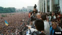 Выступление Бориса Ельцина на митинге в Москве, 20 августа, 1991 года
