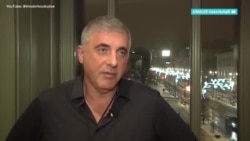 Фонд борьбы с коррупцией заявил, что бизнесмен Леонид Невзлин может стоять за нападениями на соратников Навального. Он это отрицает